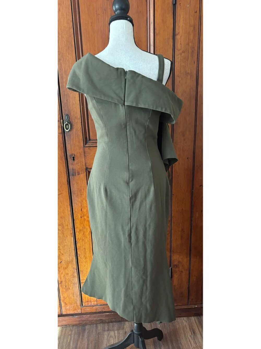 Elliatt Olive Green One Shoulder Maxi Dress | Size Medium - Picture 2 of 2